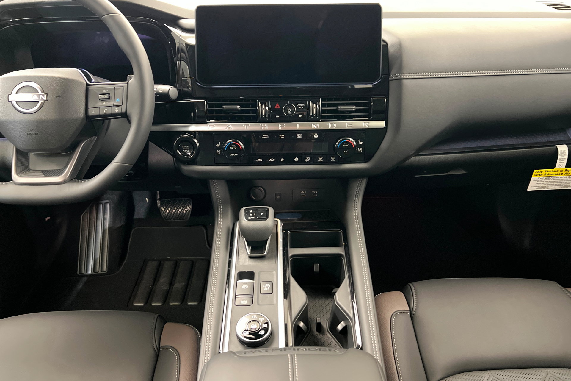 New 2026 Nissan Pathfinder Platinum AWD/4WD image 13