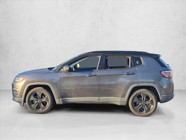 Used 2018 Jeep Compass Latitude w/ Popular Equipment Group FWD image 8