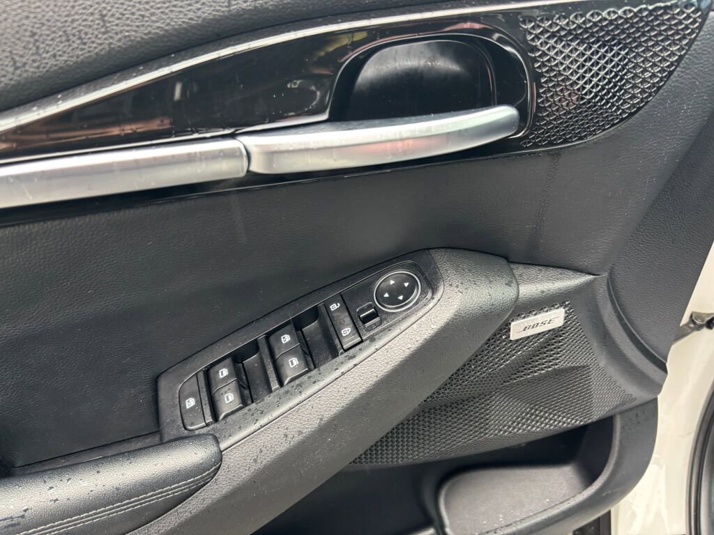 Used 2021 Kia Seltos SX w/ SX Sunroof Package image 19