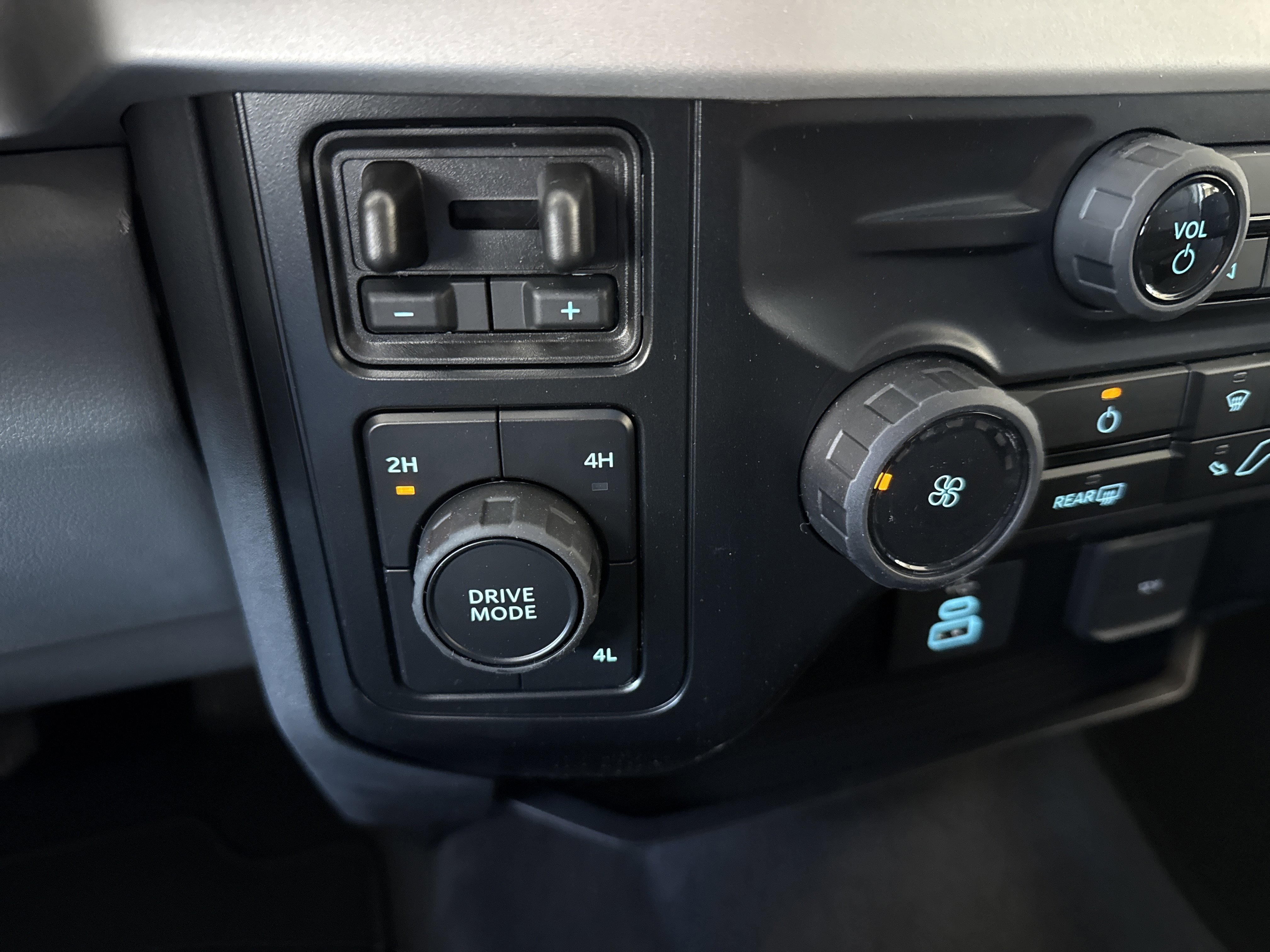 New 2026 Ford F250 XL image 22