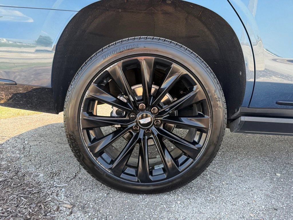 Certified 2025 Cadillac Escalade Sport Platinum w/ LPO, ONYX Package AWD/4WD image 16