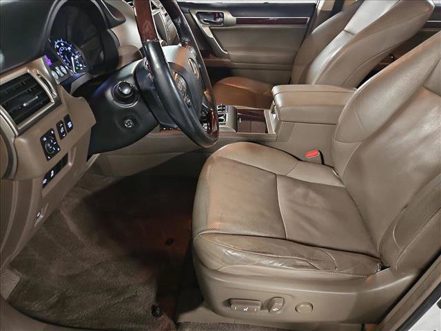 Used 2017 Lexus GX 460 AWD/4WD image 16