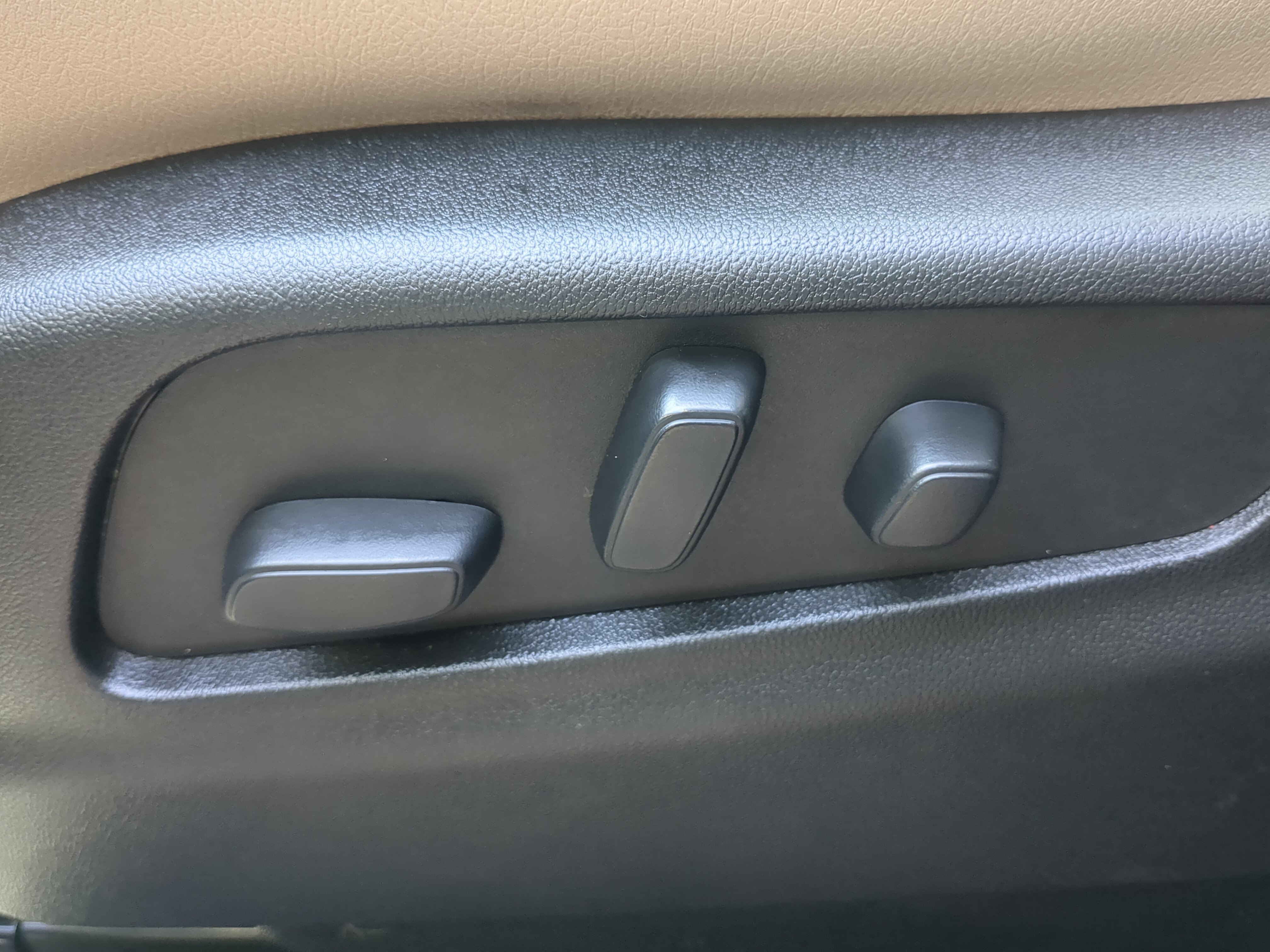 Used 2024 Cadillac XT4 Luxury FWD image 29