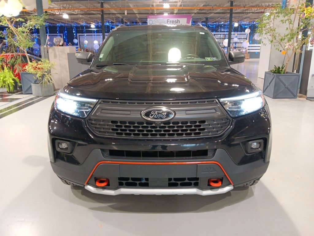 Used 2023 Ford Explorer Timberline image 3