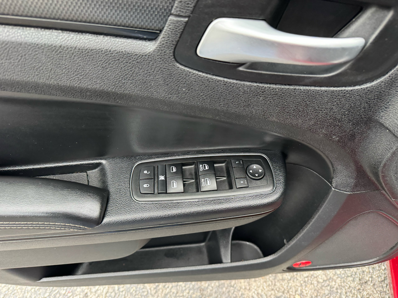 Used 2014 Chrysler 300 S w/ Light Group image 14