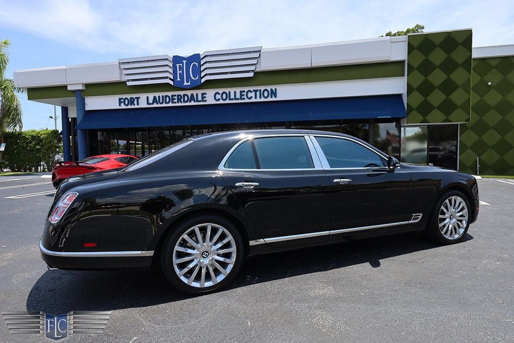 Used 2017 Bentley Mulsanne RWD image 5