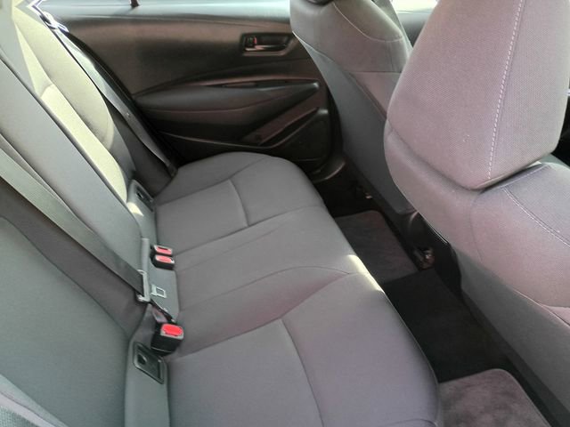 Used 2022 Toyota Corolla LE FWD image 12