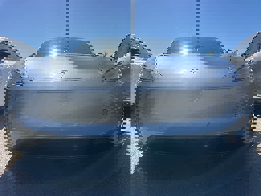 Used 2024 Tesla Model 3 Performance image 3