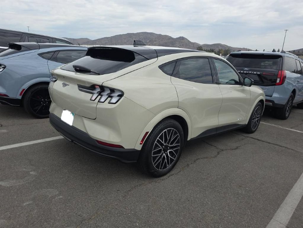 Used 2025 Ford Mustang Mach-E Premium AWD/4WD image 4