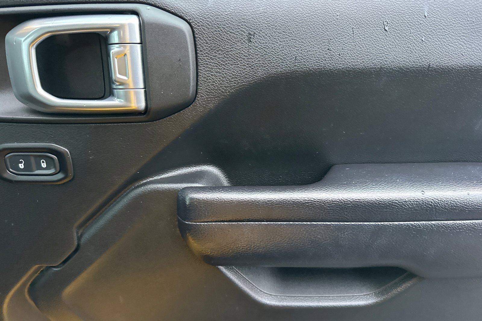 Used 2021 Jeep Wrangler Unlimited Sport image 19