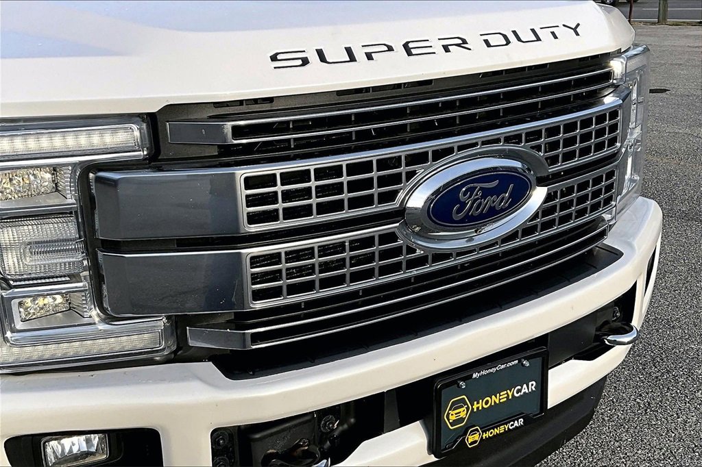 Used 2018 Ford F250 Platinum w/ Platinum Ultimate Package image 32