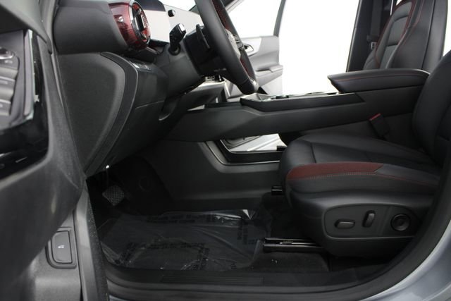 New 2026 Chevrolet Equinox RS w/ Convenience Package III image 17