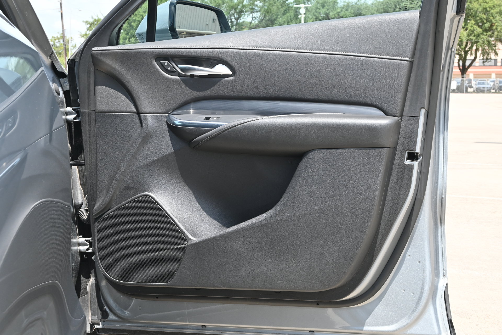 Certified 2025 Cadillac XT4 Premium Luxury FWD image 23