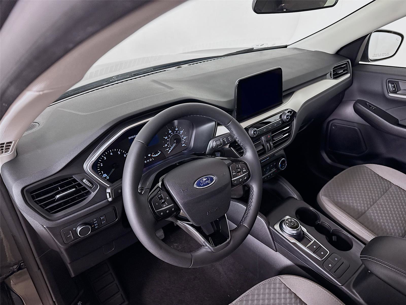 Used 2022 Ford Escape SE w/ Convenience Package image 9