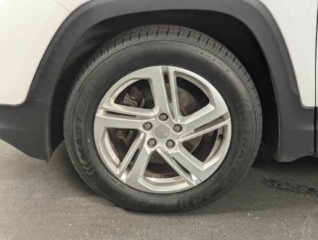 Used 2018 GMC Terrain SLE w/ GMC Pro Grade Package AWD/4WD image 10