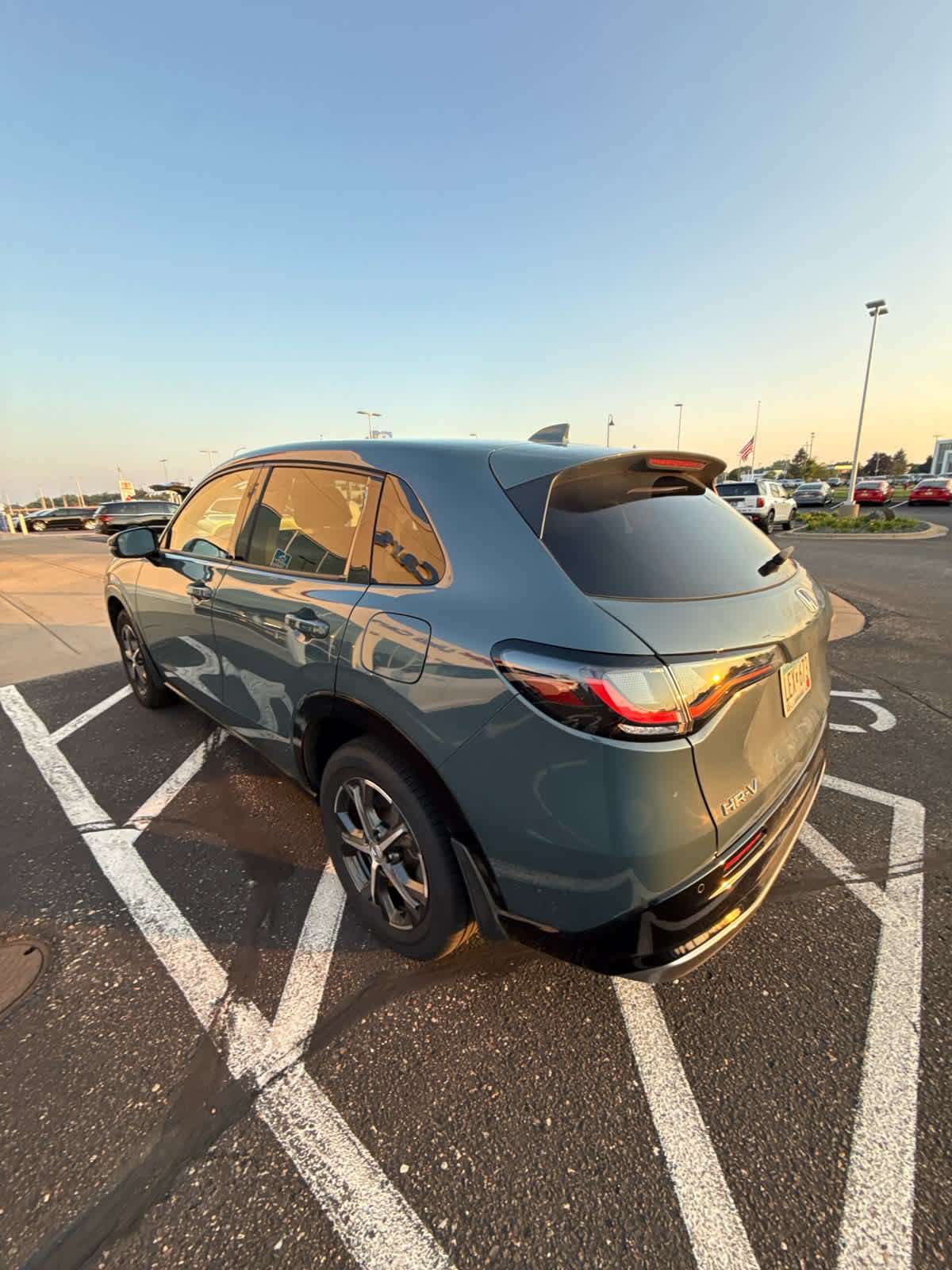 Used 2024 Honda HR-V EX-L image 7