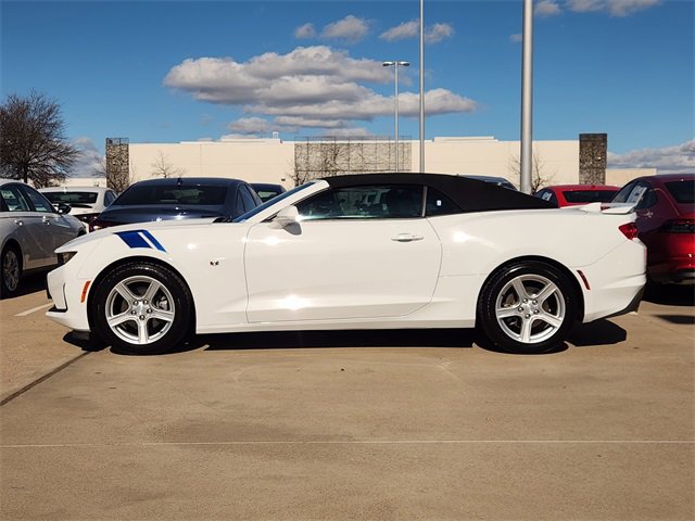 Used 2020 Chevrolet Camaro LT image 21