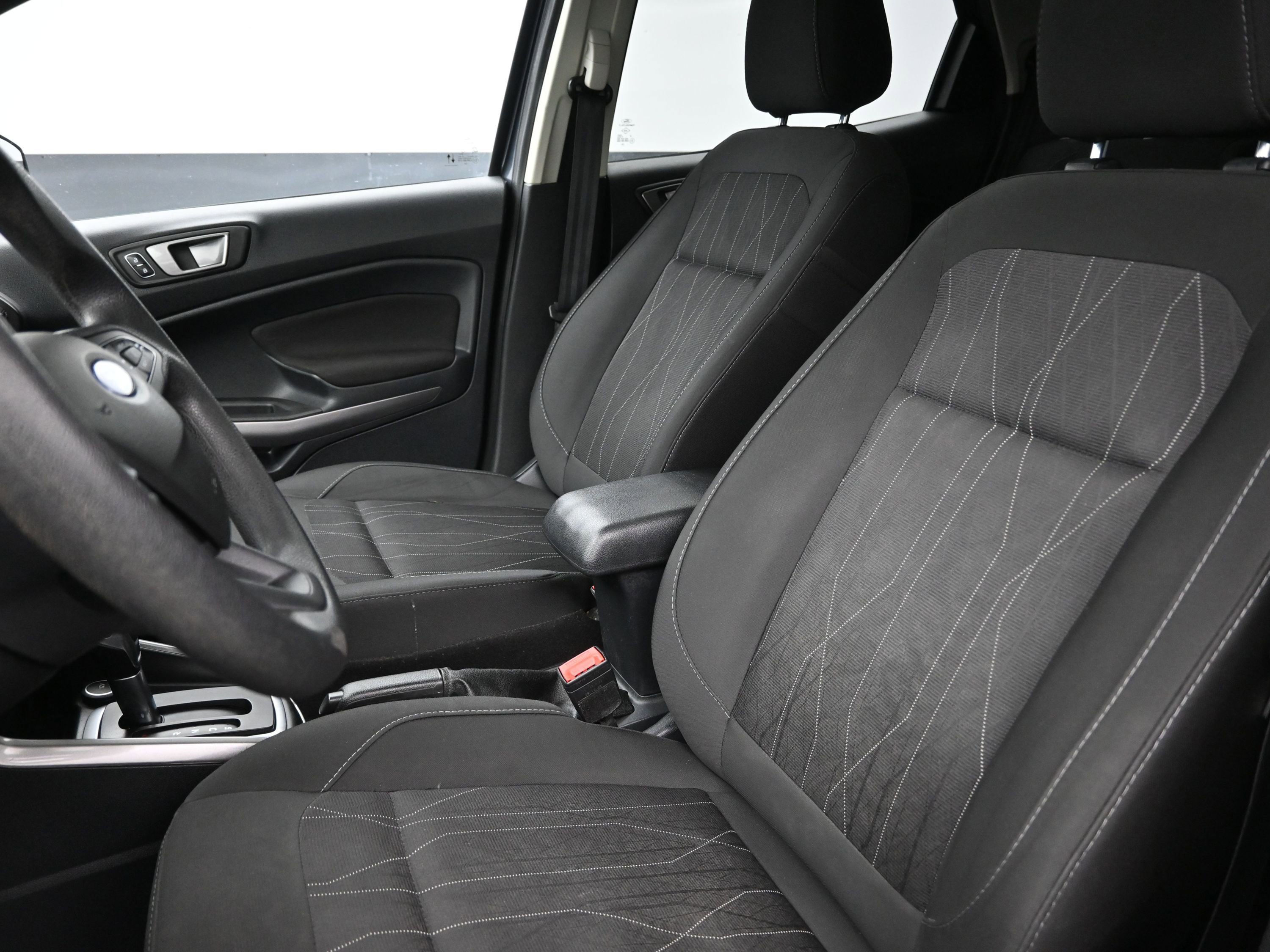 Used 2021 Ford EcoSport SE image 11