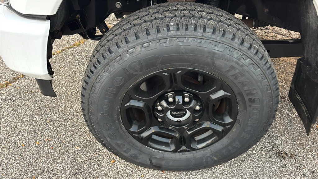 Used 2022 Ford F350 Lariat AWD/4WD image 32