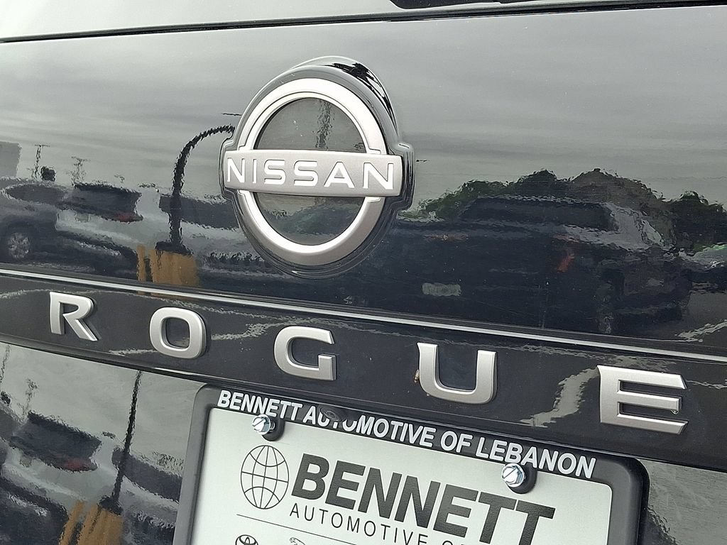 Used 2025 Nissan Rogue SV AWD/4WD image 30