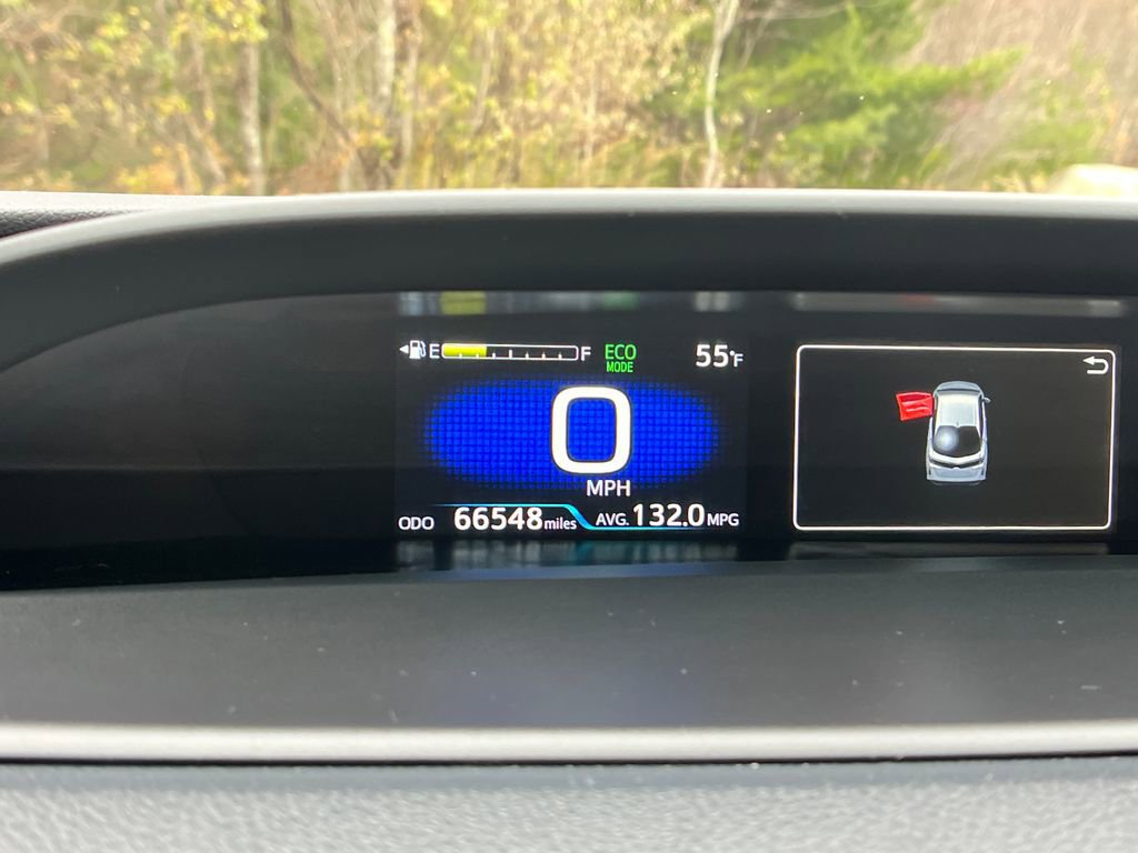Used 2022 Toyota Prius Prime LE image 15