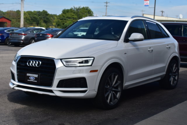 Used 2018 Audi Q3 2.0T Premium Plus w/ Premium Plus Package AWD/4WD image 18