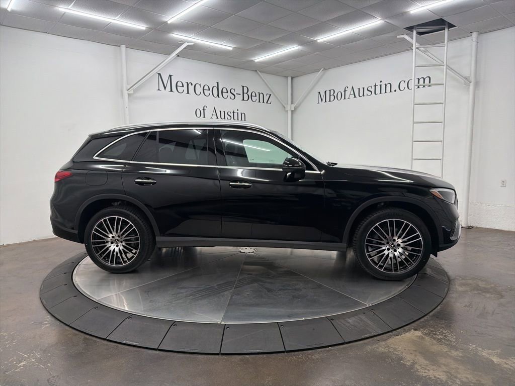 New 2026 Mercedes-Benz GLC 300 image 8