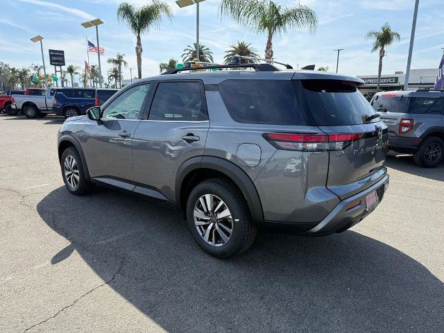 New 2026 Nissan Pathfinder SL AWD/4WD image 4