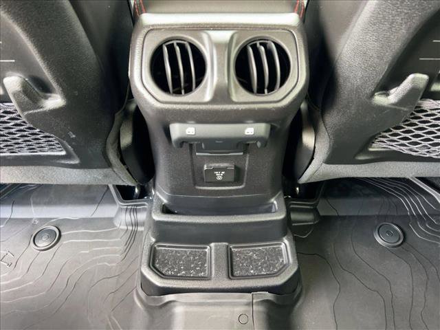 Used 2021 Jeep Wrangler Unlimited Rubicon image 18