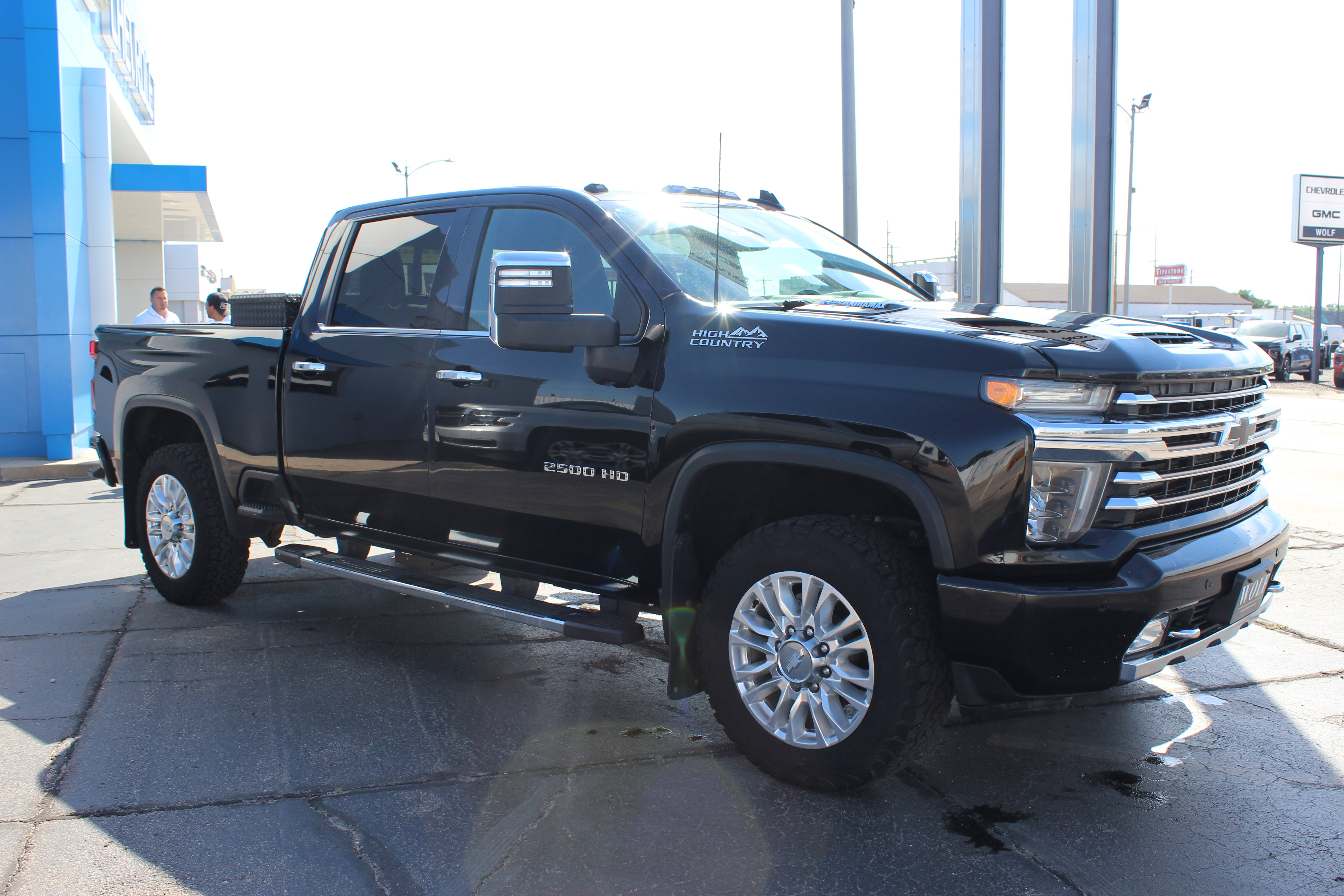 Used 2020 Chevrolet Silverado 2500 High Country w/ Z71 Off-Road Package image 3