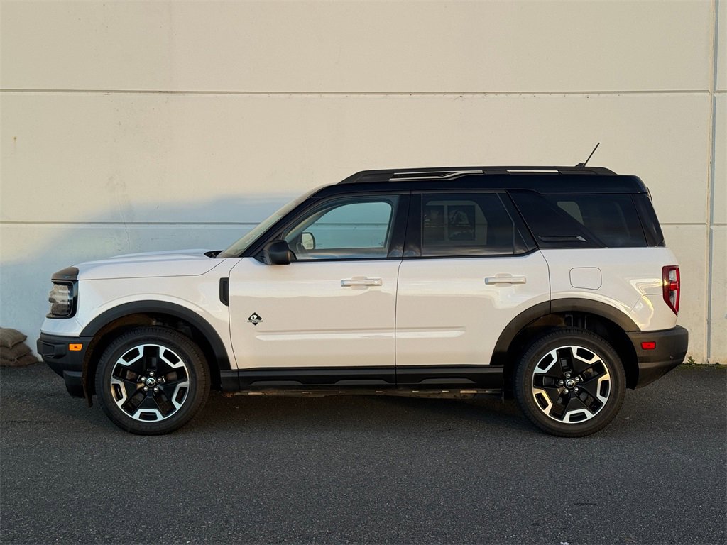 Used 2021 Ford Bronco Sport Outer Banks w/ Outer Banks Package (96D) image 4