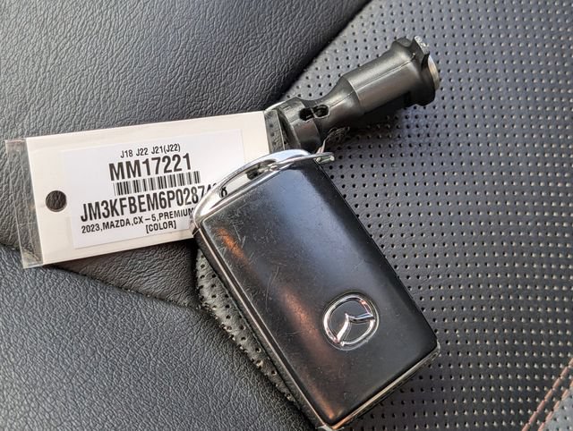 Certified 2023 MAZDA CX-5 AWD 2.5 S w/ Premium Plus Pkg image 39