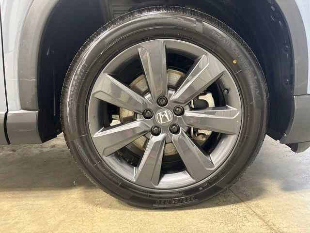 Certified 2025 Honda Pilot Sport image 12