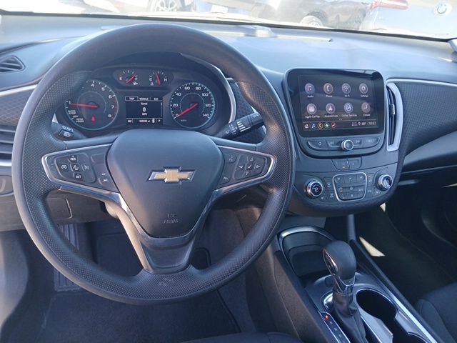 Used 2023 Chevrolet Malibu LT image 18