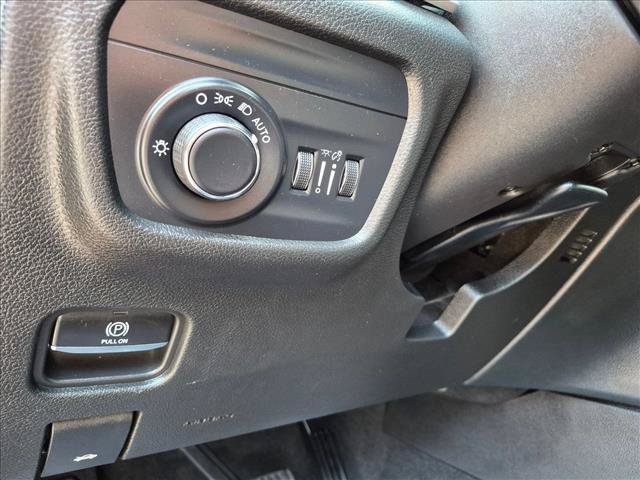 Used 2022 Jeep Grand Cherokee Altitude AWD/4WD image 17