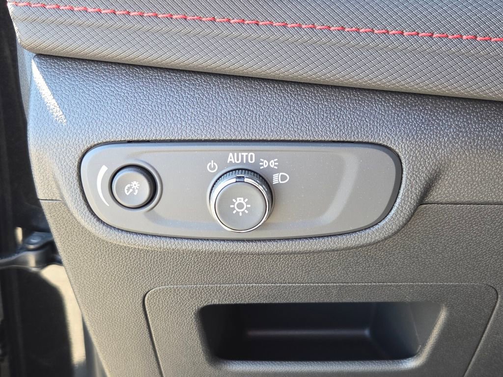 New 2026 Chevrolet TrailBlazer RS w/ Convenience Package image 25