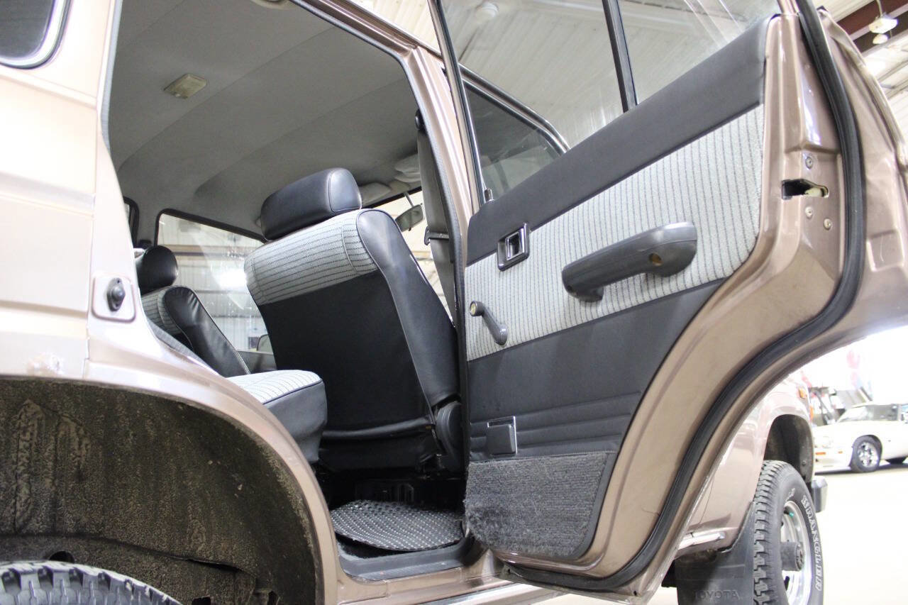 Used 1987 Toyota Land Cruiser image 29