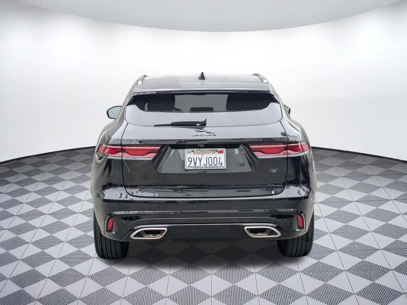 Used 2026 Jaguar F-PACE R-Dynamic S AWD/4WD image 4