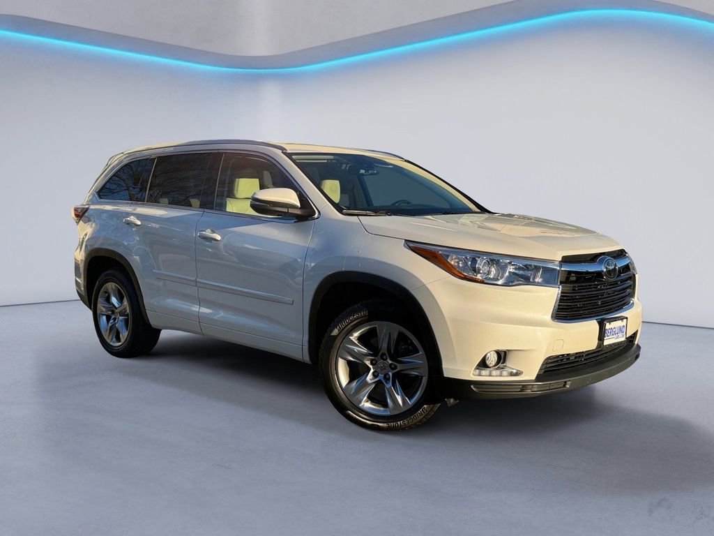 Used 2014 Toyota Highlander Limited image 2