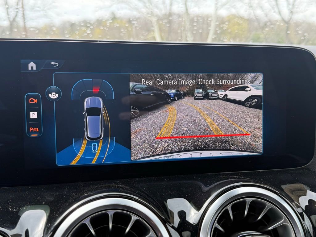 New 2026 Mercedes-Benz GLA 35 AMG 4MATIC image 38