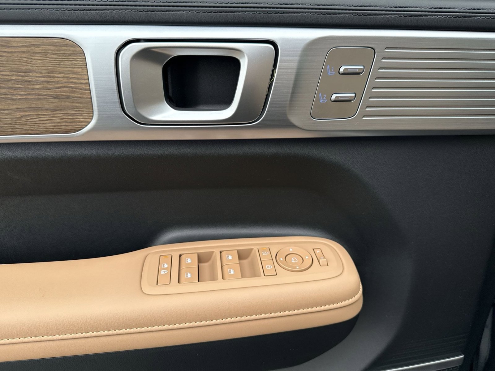 New 2026 Hyundai Santa Fe Calligraphy image 15