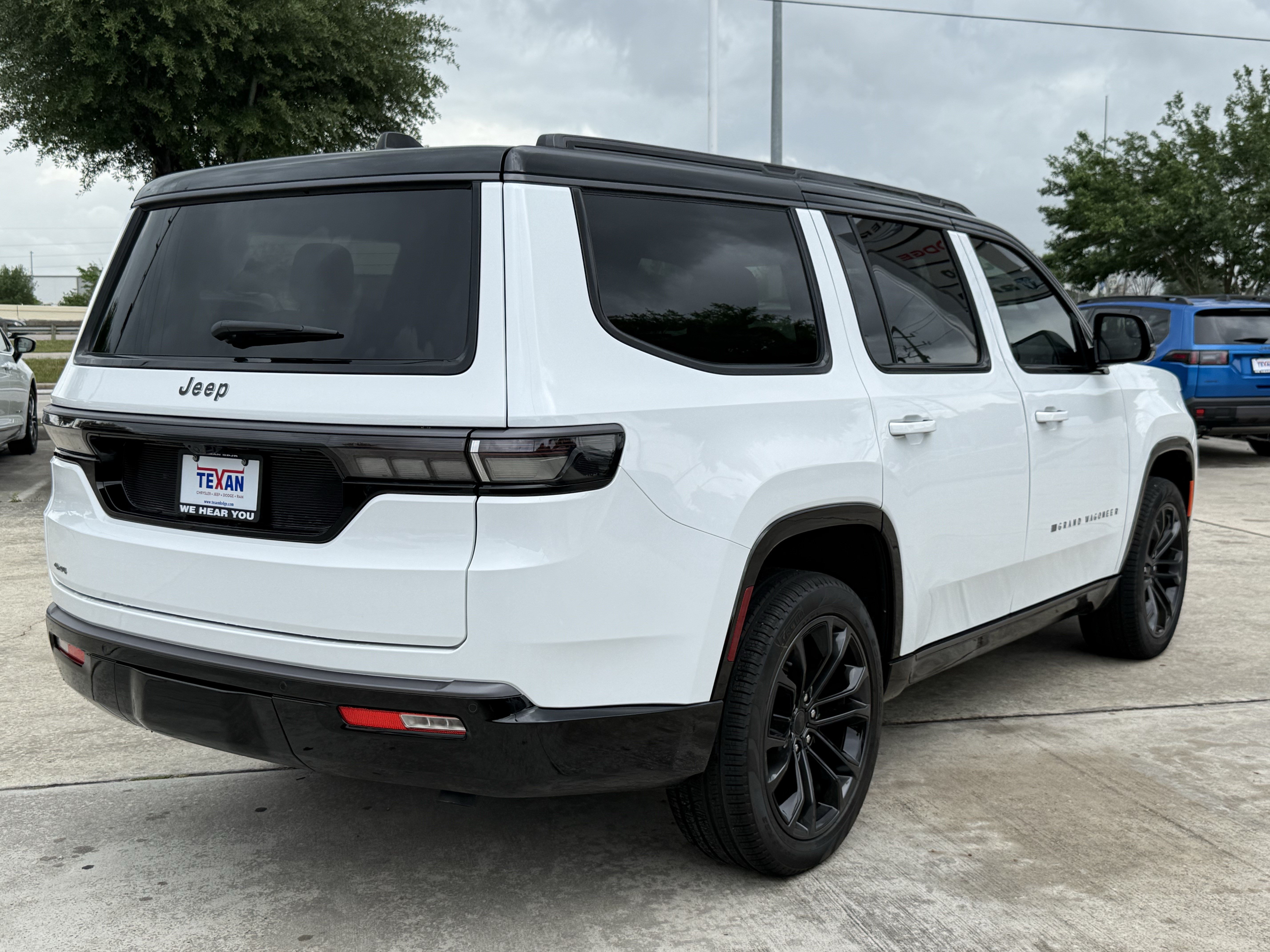 New 2026 Jeep Grand Wagoneer Summit AWD/4WD image 5