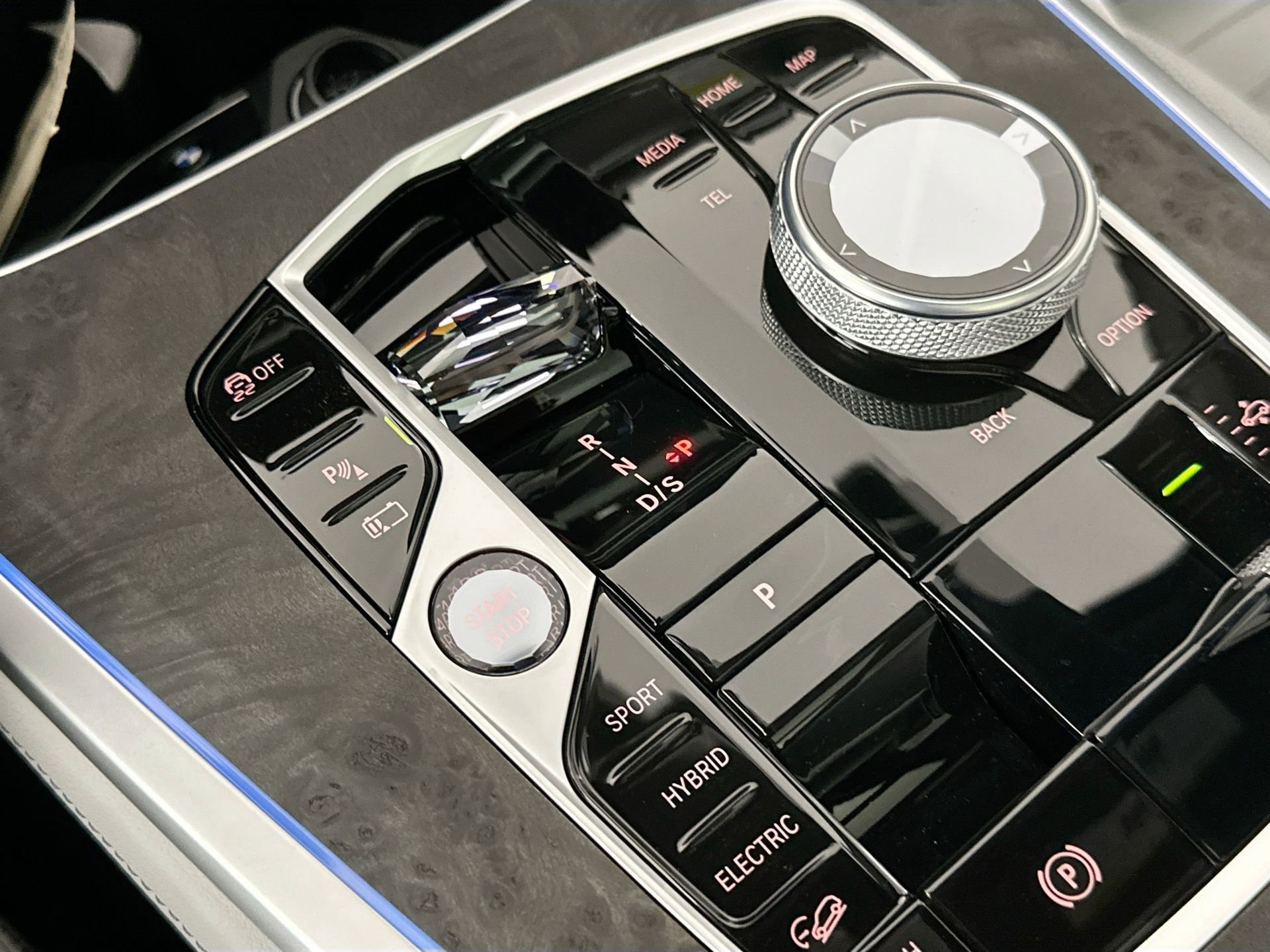 New 2026 BMW X5 xDrive50e image 17