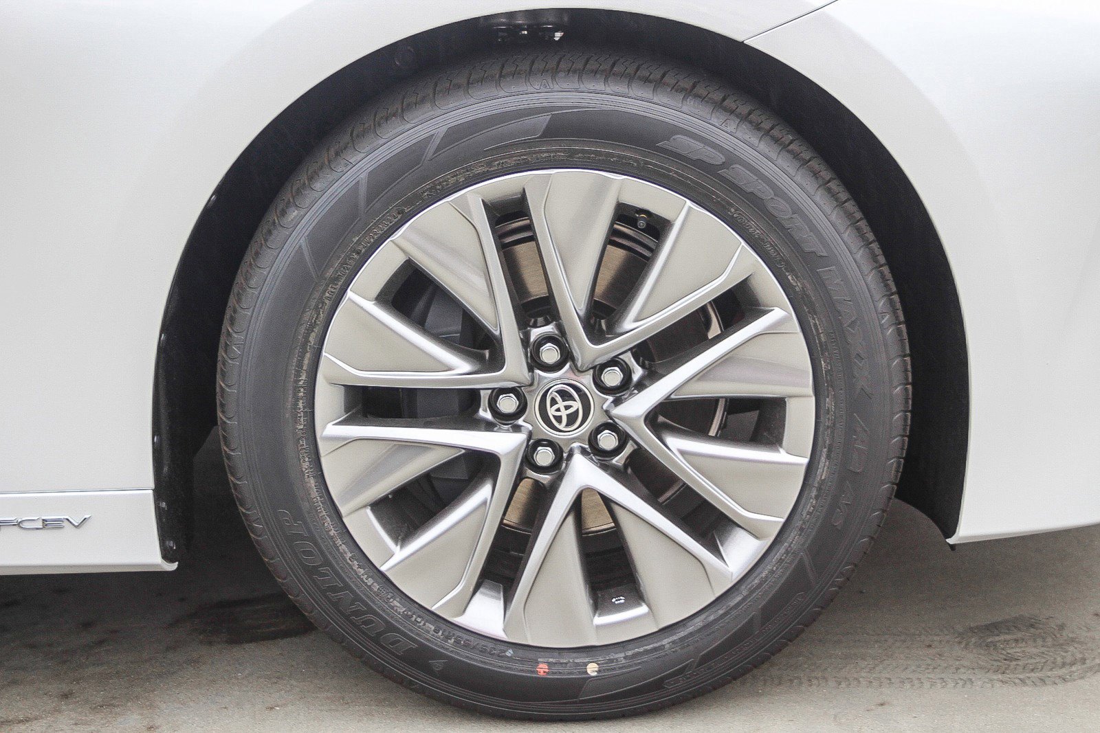 New 2025 Toyota Mirai XLE image 10