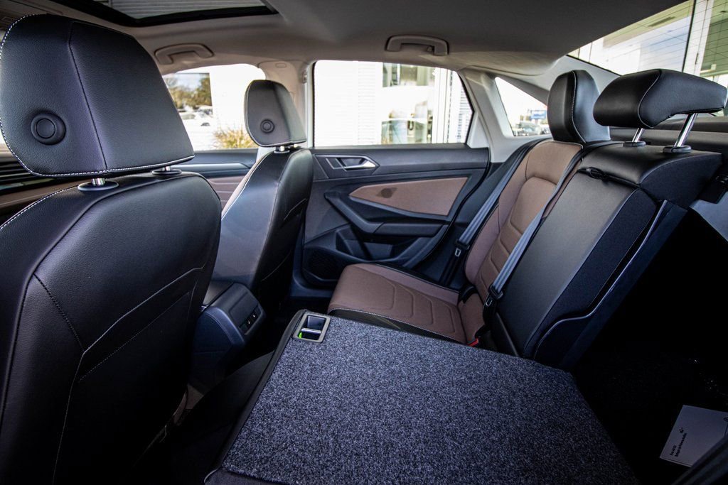 New 2026 Volkswagen Jetta SEL FWD image 48