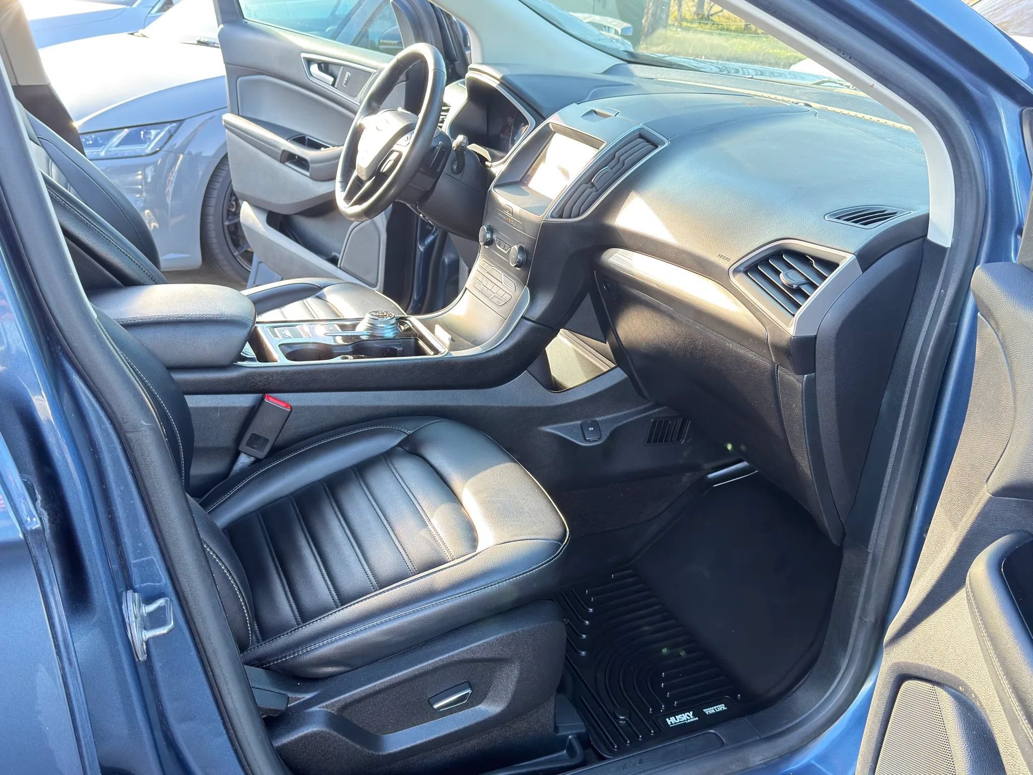Used 2019 Ford Edge SEL w/ Equipment Group 201A AWD/4WD image 12