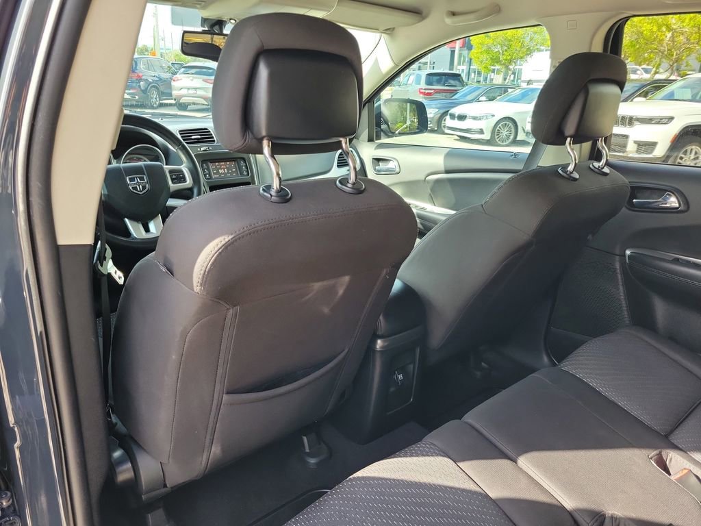 Used 2017 Dodge Journey Crossroad FWD image 14