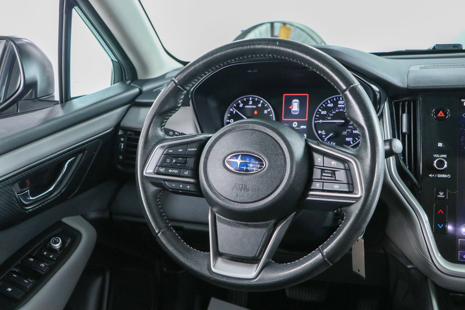 Used 2023 Subaru Outback Premium AWD/4WD image 12