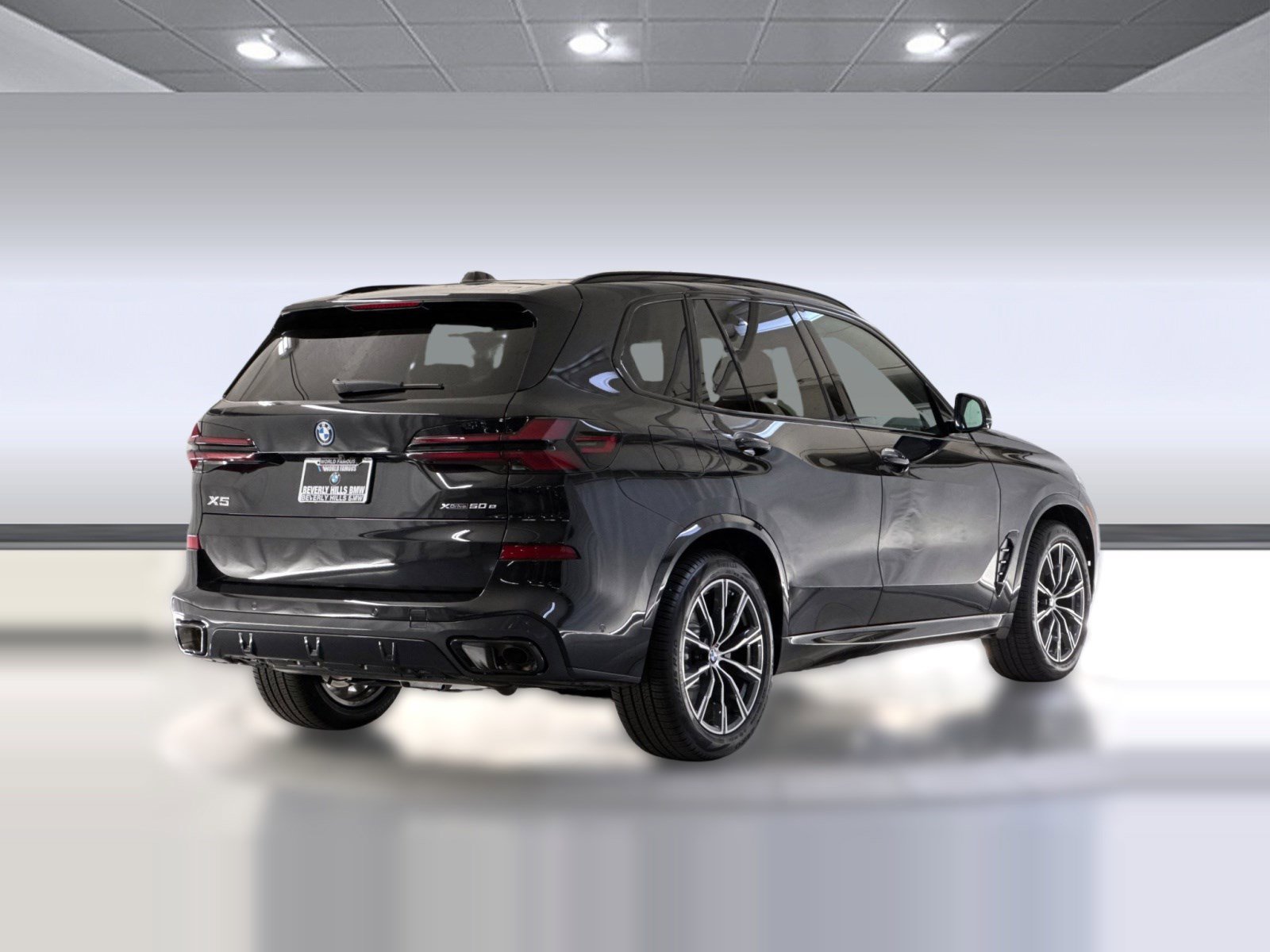 New 2026 BMW X5 xDrive50e w/ M Sport Package AWD/4WD image 9