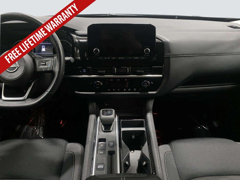 Used 2025 Nissan Pathfinder SV FWD image 23